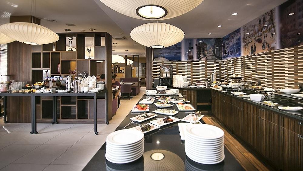 Hotel Desilva Premium Познань Екстер'єр фото